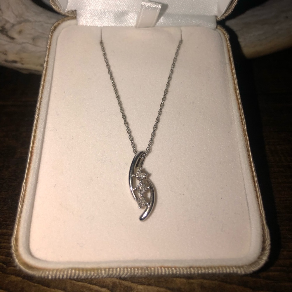 Weisfield Necklace